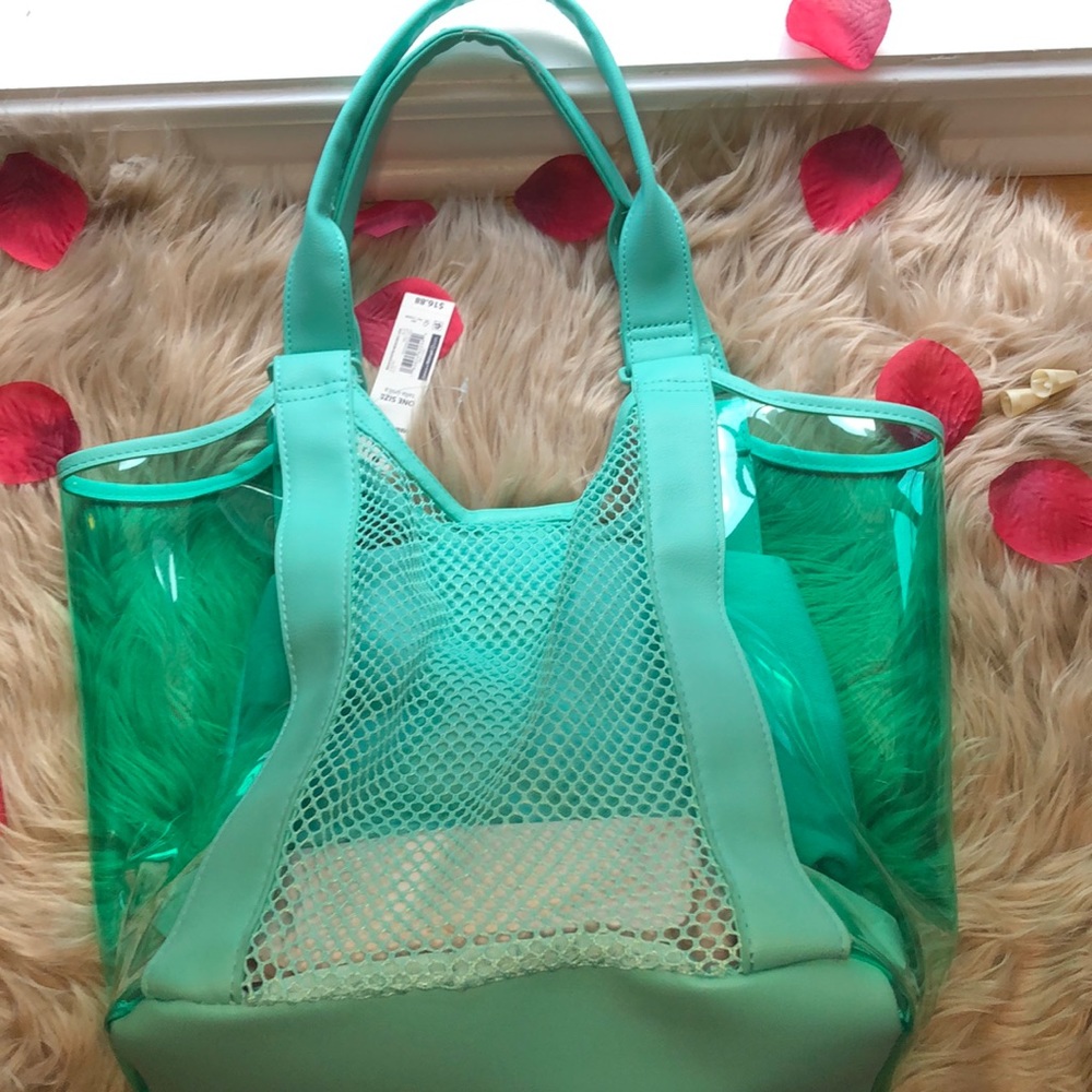 NWT NOBO Beach Tote w/ matching makeup bag